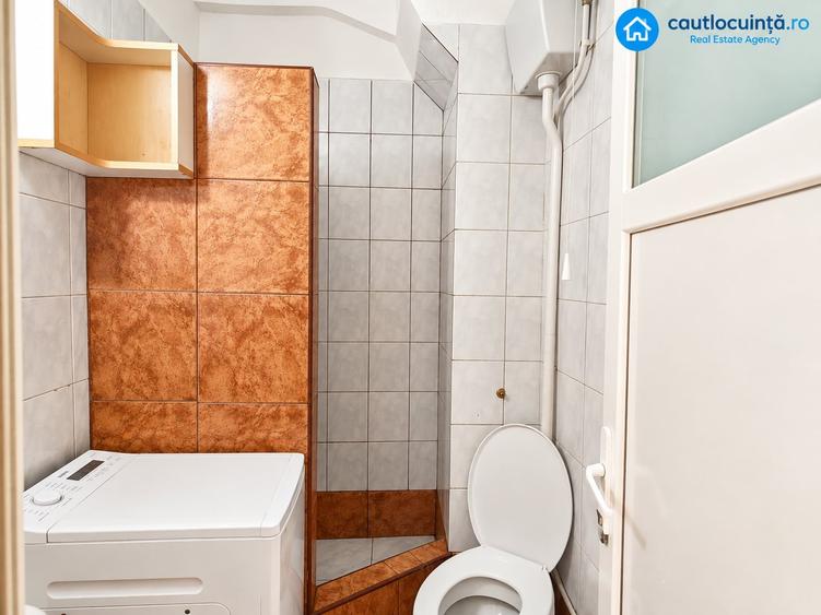 Apartament cu 3 camere decomandat în Unirii