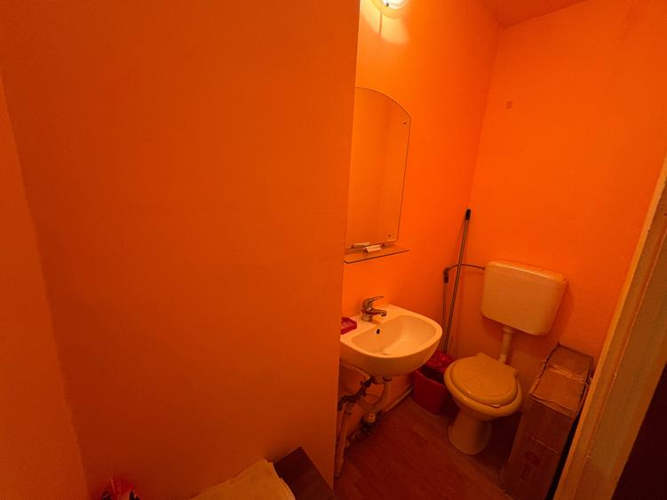 Apartament cu 3 camere decomandat în Lujerului