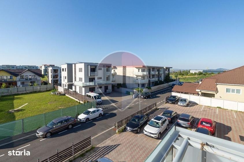 Apartament cu 2 camere decomandat în IAR