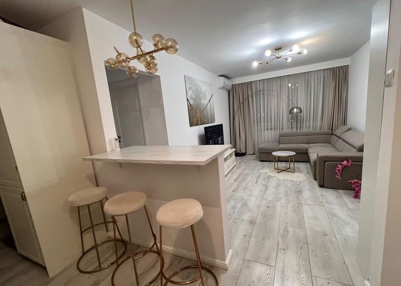 Apartament cu 2 camere decomandat, mobilat în Gara de Nord