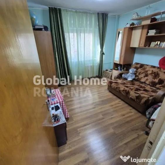 Apartament cu 3 camere decomandat în Decebal