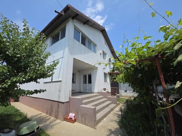 Casă individuală cu 3 camere cu Teren 500 Mp în Dragomirești-Vale