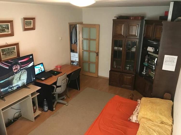 Apartament cu 3 camere decomandat în Canta