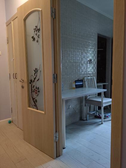 Apartament cu 3 camere decomandat în Titan
