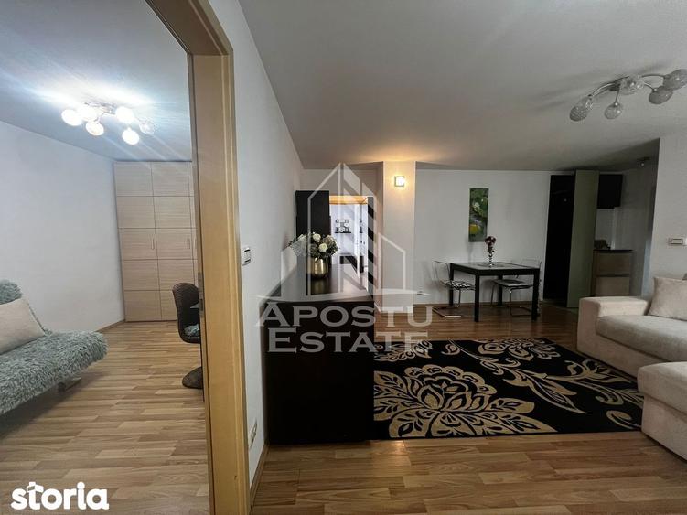 Apartament cu 3 camere semidecomandat, mobilat în Steaua