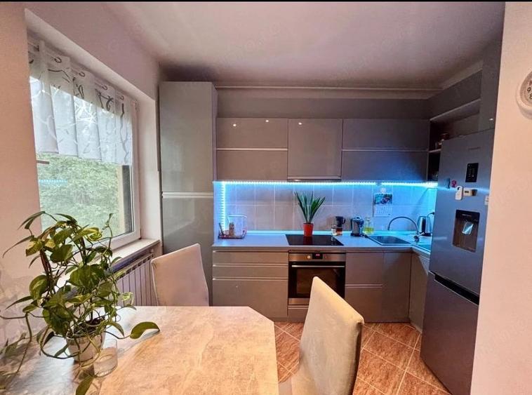 Apartament cu 2 camere semidecomandat în Medicină