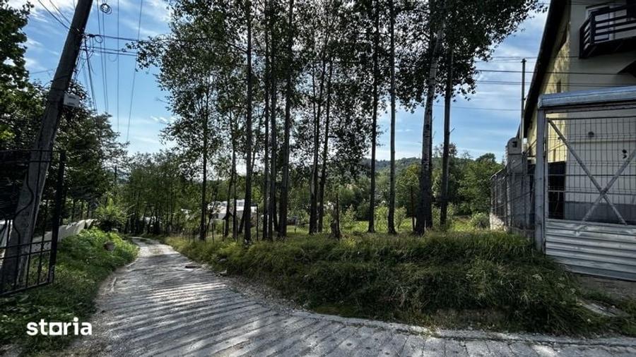 Teren de 1200 mp, în Lac de Verde