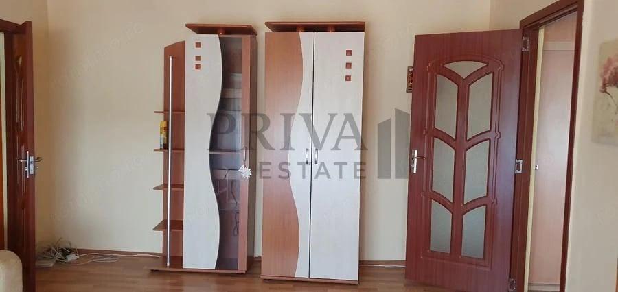Apartament cu 2 camere semidecomandat în Girocului