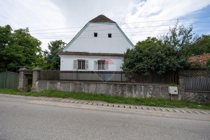 Casă individuală cu 3 camere cu Teren 1646 Mp în Bicfalău