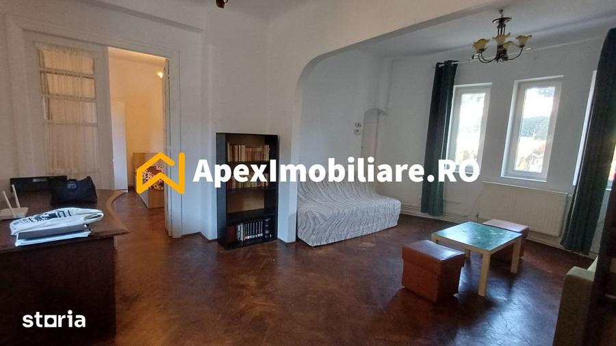 Apartament cu 2 camere semidecomandat, mobilat în Victoriei
