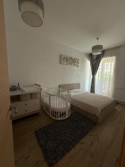 Apartament cu 2 camere semidecomandat, mobilat în Drumul Taberei