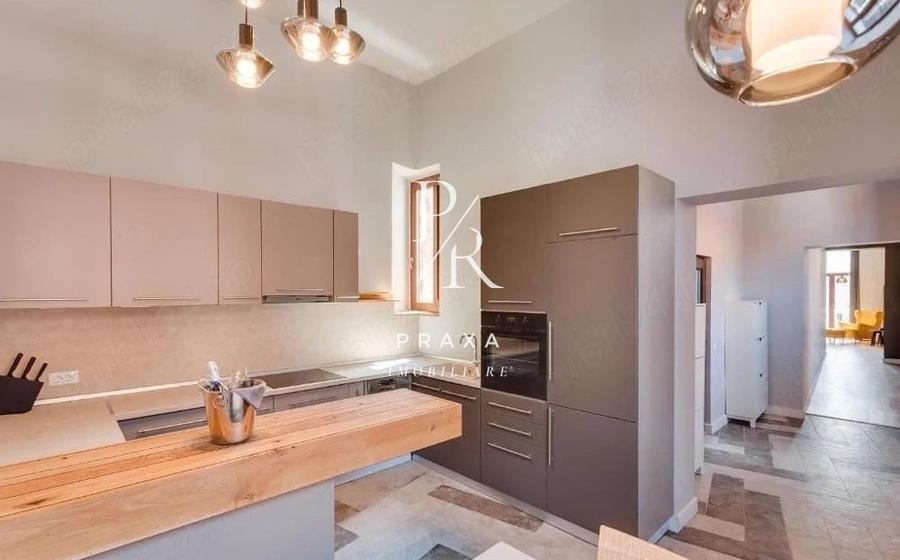 Apartament cu 4 camere, mobilat în Horea