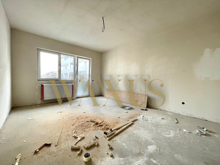 Apartament cu 3 camere semidecomandat în Florești — fotografia 1