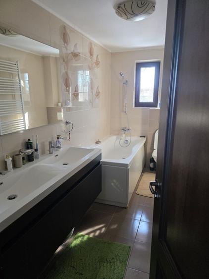 Casă cu 4 camere cu Teren 1000 Mp în Corbeanca
