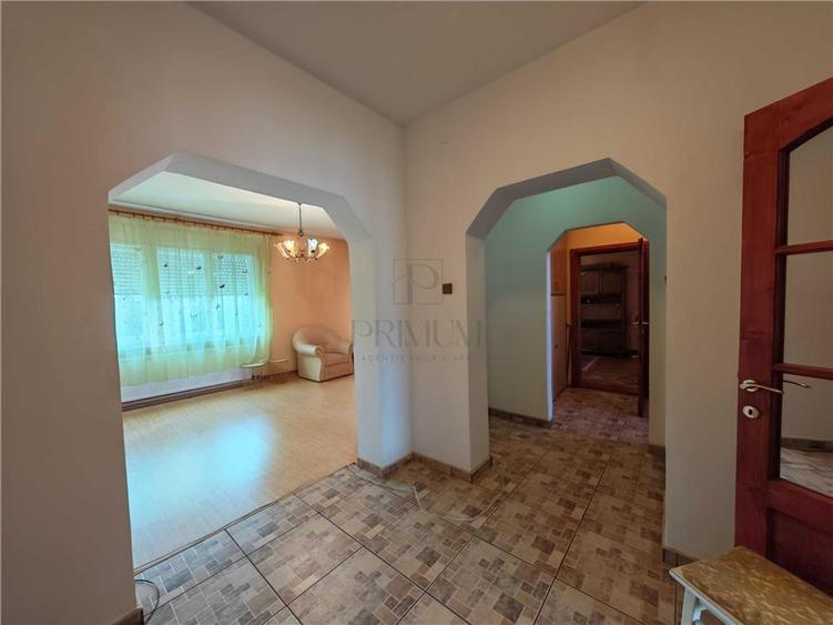 Apartament cu 3 camere decomandat în Fabric