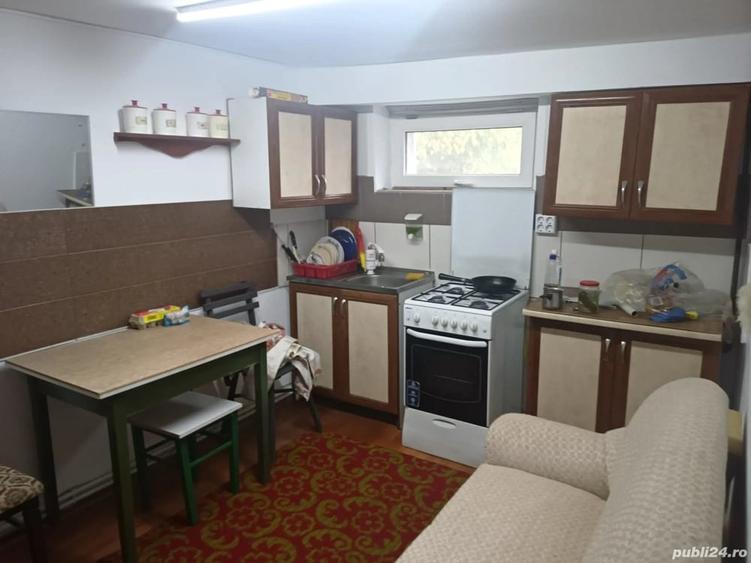 Casă cu 3 camere în Central