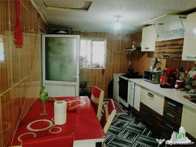 Casa de in Vasilati, 106 mp, teren 533 mp, deschidere 25 m - 6