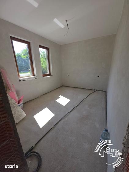 Casă cu 3 camere cu Teren 465 Mp în Burdea