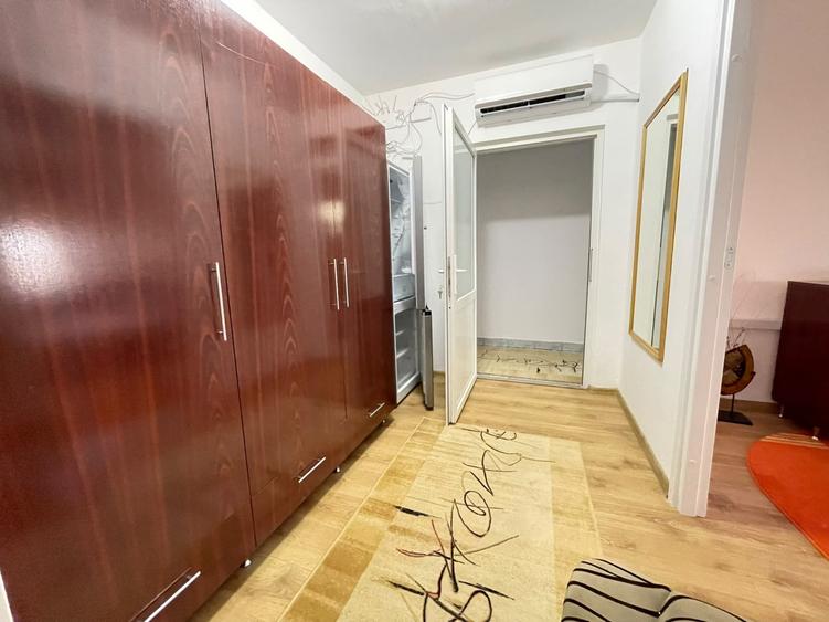 Apartament cu 2 camere decomandat, mobilat în Podu Roș