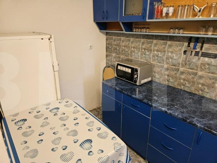 Apartament cu 3 camere decomandat, mobilat în Ultracentral