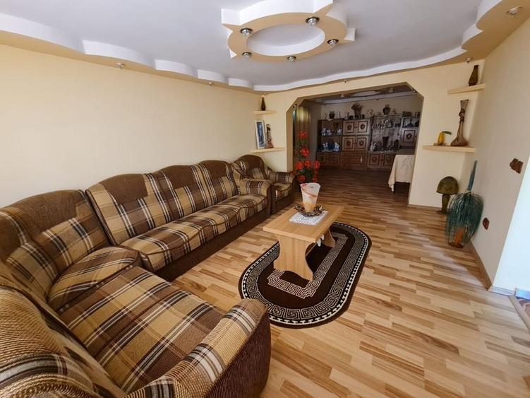 Casă cu 3 camere în Măgura