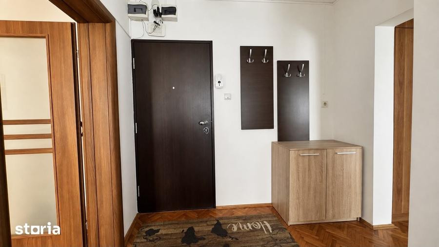 Apartament cu 2 camere în Decebal