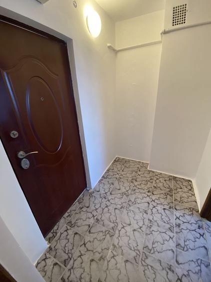 Apartament cu 2 camere semidecomandat în Exterior Vest