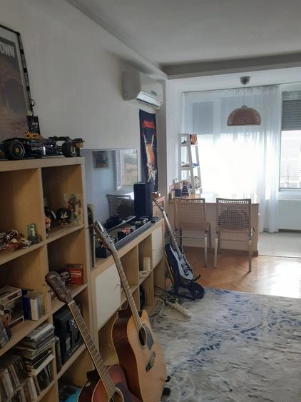 Garsonieră decomandată în Take Ionescu