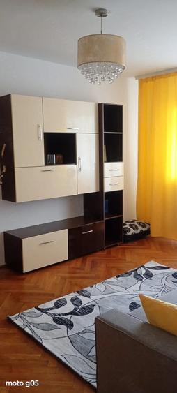 Apartament cu 2 camere semidecomandat în Sud