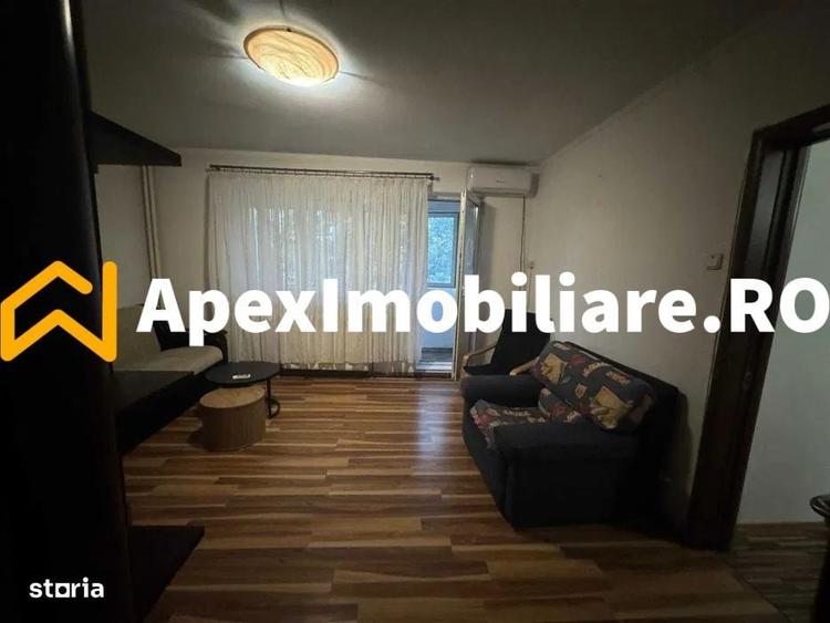 Apartament cu 3 camere decomandat în Drumul Taberei