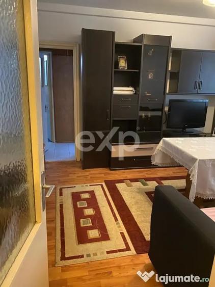 De vanzare apartament 3 camere, parter, zona centrala, Cons - 4
