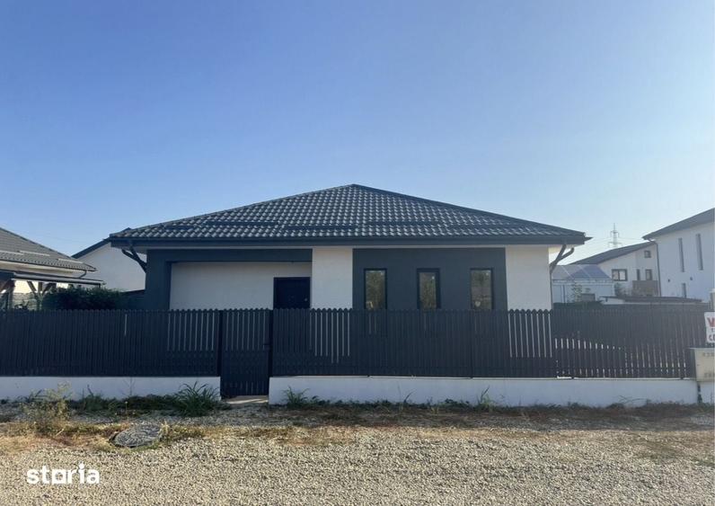 Casă cu 5 camere cu Teren 300 Mp în Central
