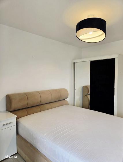 Apartament cu 3 camere semidecomandat în Chiajna