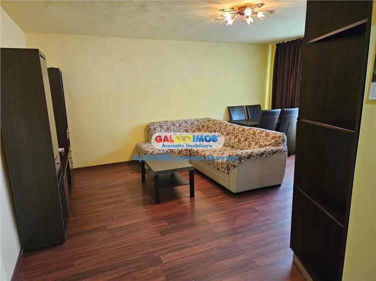 Garsonieră decomandată, mobilată în Central