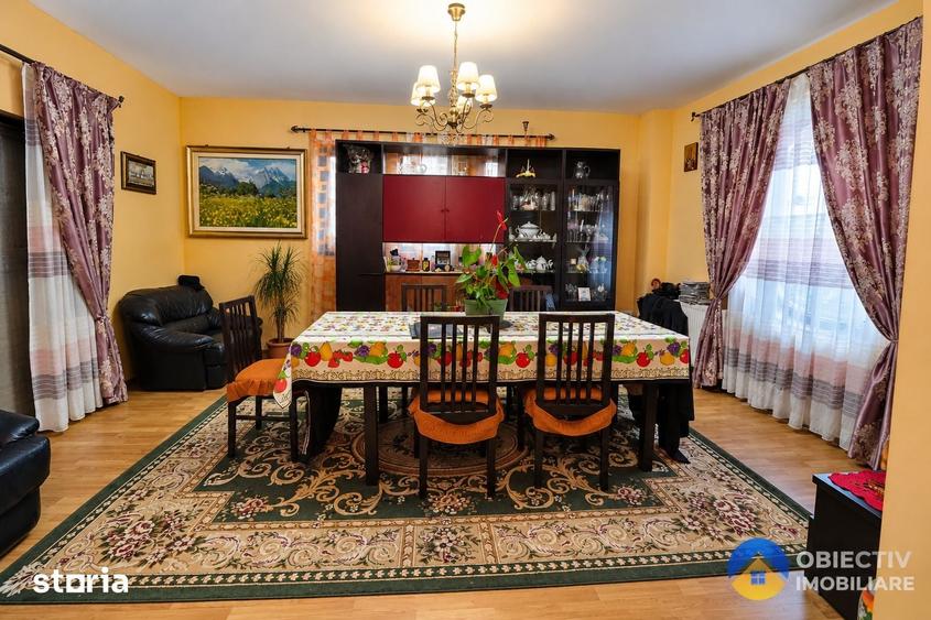Casă cu 5 camere cu Teren 492 Mp în Dumbrava