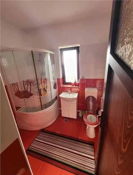 Casă individuală cu 4 camere cu Teren 725 Mp în Tisău