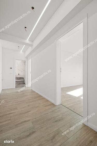 Apartament cu 3 camere decomandat în Sud