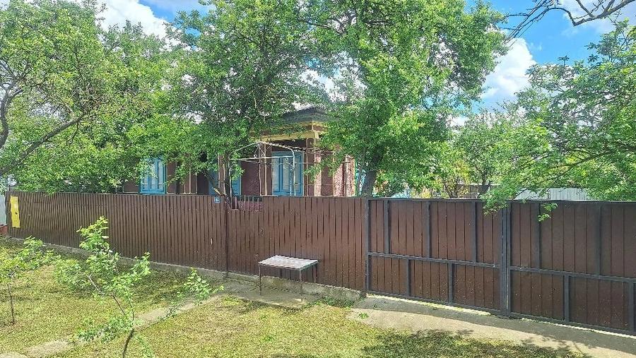 Casă cu Teren 815 Mp în Gârbovi