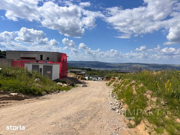Teren de 1200 mp, în Feleacu