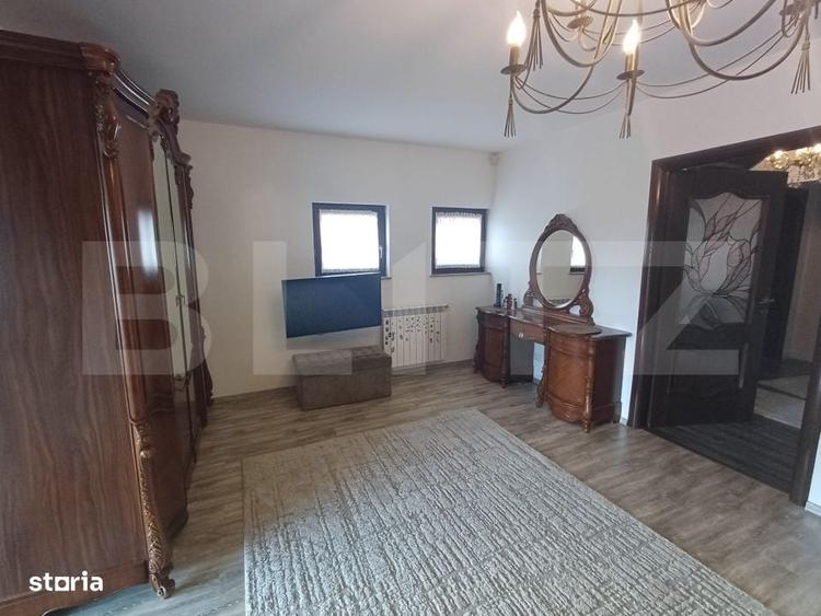 Casă cu 4 camere în Mihoveni