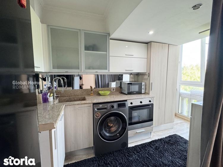 Apartament cu 3 camere, mobilat în Unirii