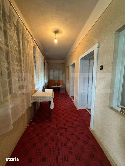 Casă cu 2 camere cu Teren 1207 Mp în Central