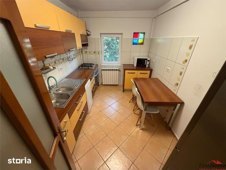Apartament cu 4 camere în Central