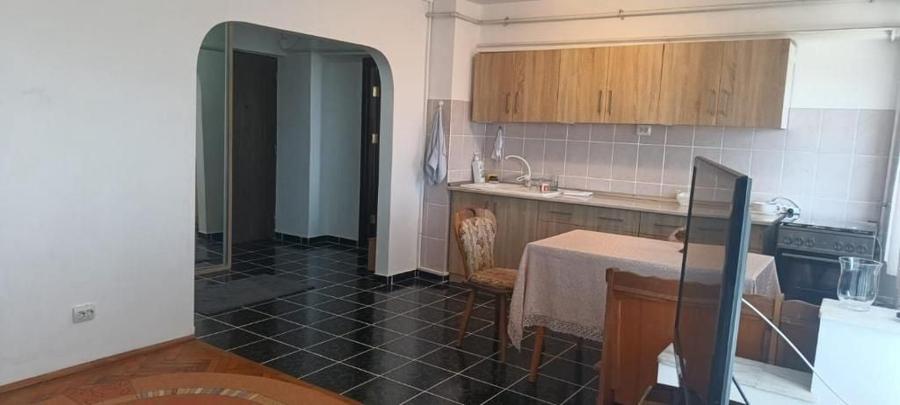 Apartament cu 2 camere decomandat în Boldești