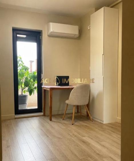 Apartament cu 3 camere decomandat, mobilat în Basarab
