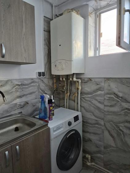 Garsonieră decomandată în Central