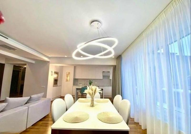 Apartament cu 3 camere decomandat în Herăstrău
