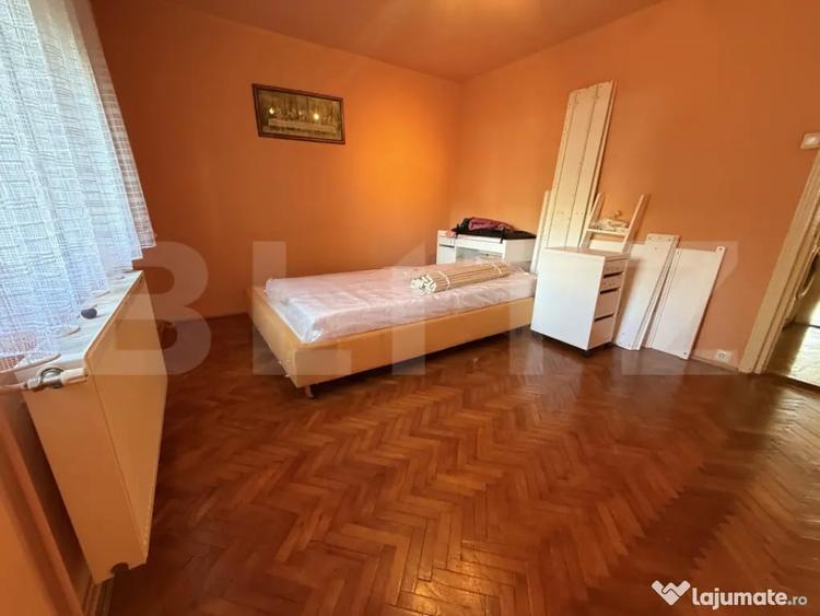 Apartament cu 3 camere decomandat în Central