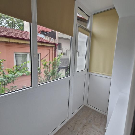 Apartament cu 2 camere decomandat în Polonă