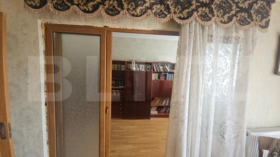 Apartament cu 3 camere decomandat, mobilat în Micro 39